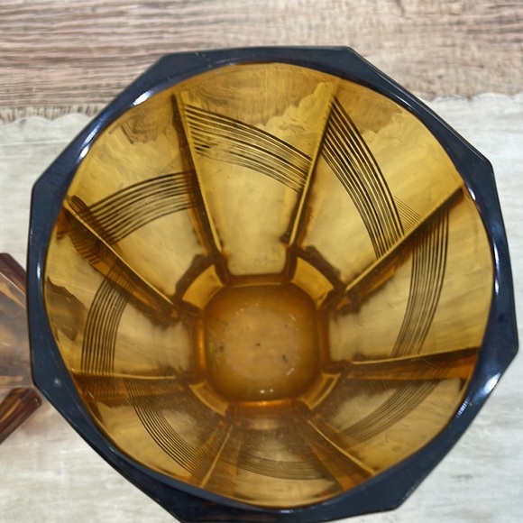 Set of 2 Large Vintage Amber MCM Vases - Picture 4 of 5